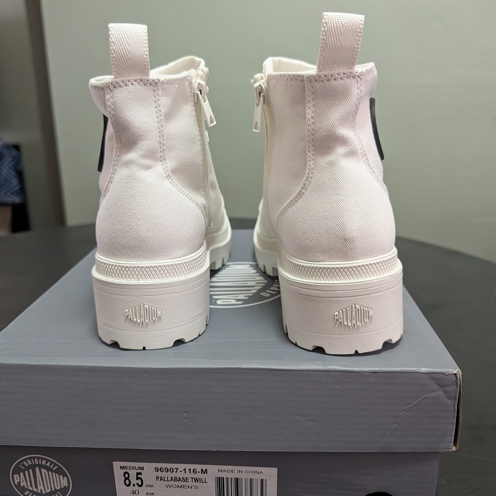 Palladium Women's Cream Combat Boots - Picture 5 of 9